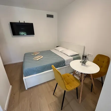 Oasis For Two, 30 Meters From Sea Lägenhet