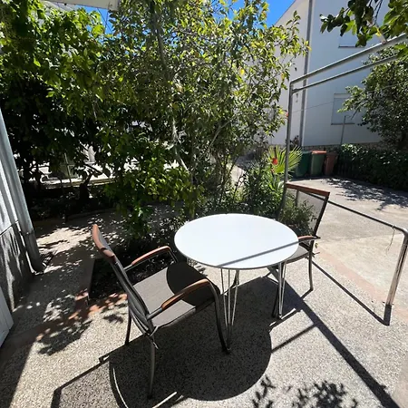 Oasis For Two, 30 Meters From Sea זאדאר