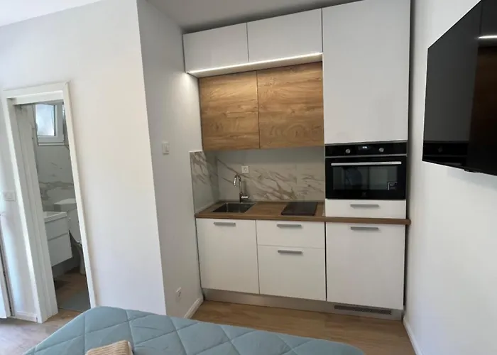 Oasis For Two, 30 Meters From Sea Задар